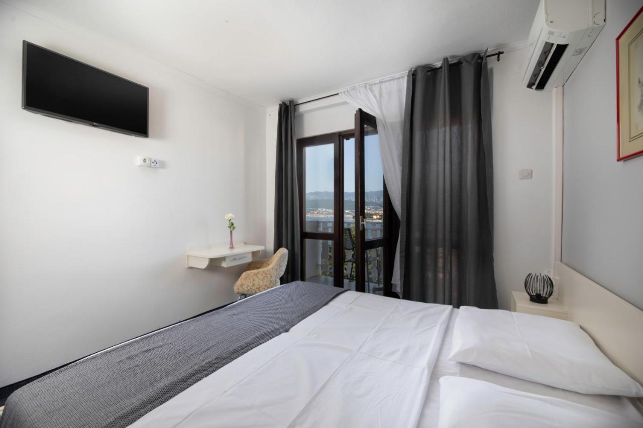 Meliores Rooms سيلو المظهر الخارجي الصورة